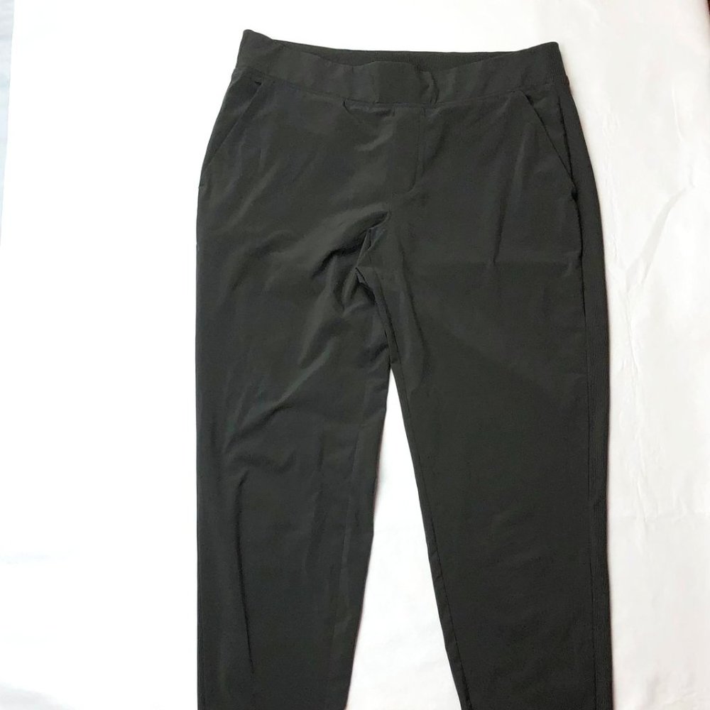 Athleta Charcoal Cropped Pants